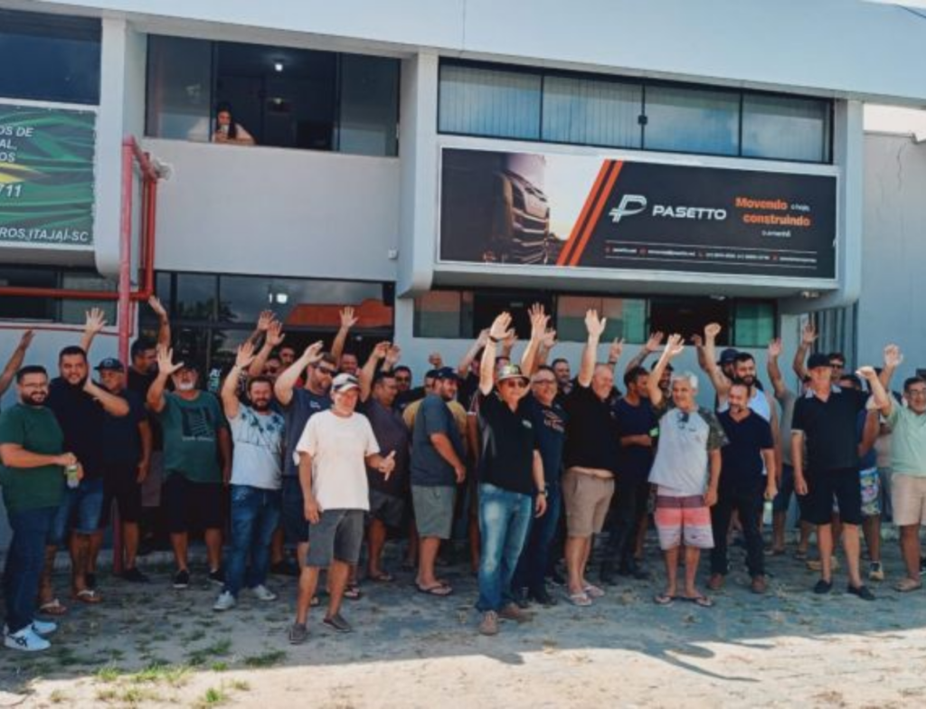Greve de caminhoneiros começa nesta quarta em Itajaí