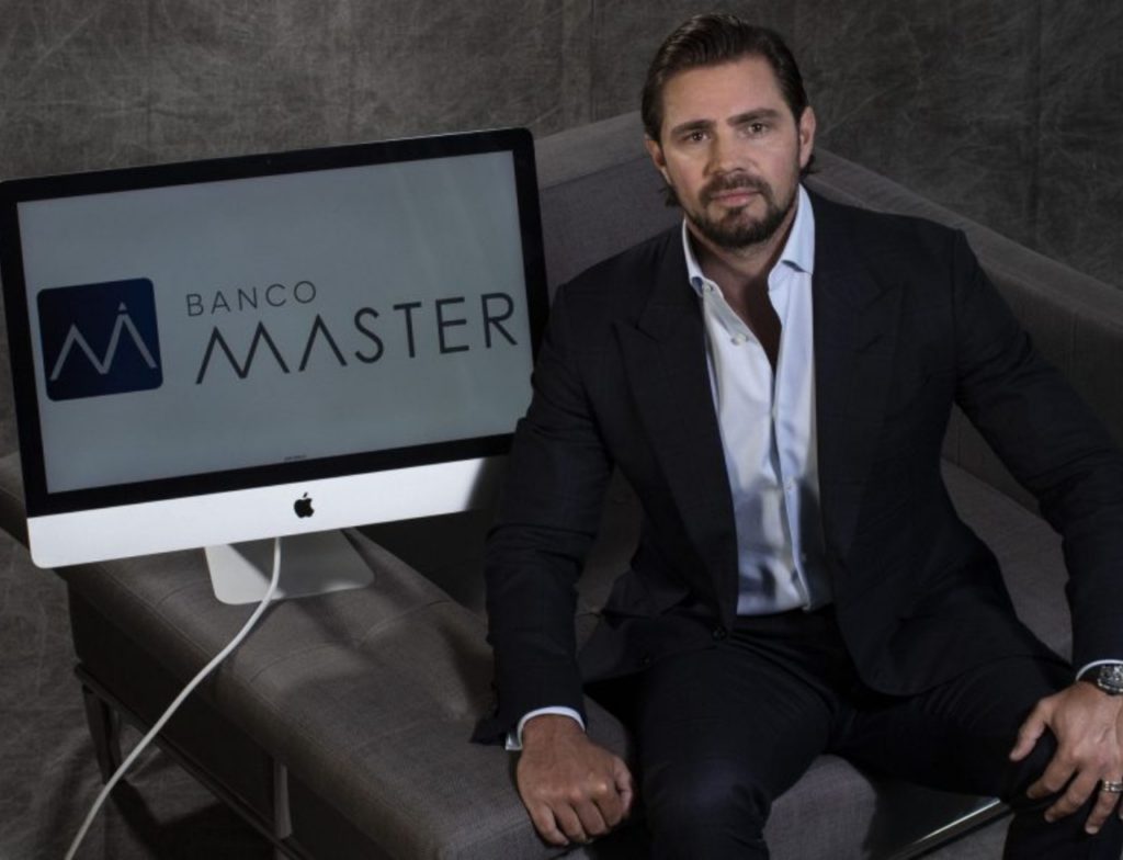 Defesa de Vorcaro avalia delação após reunião no STF