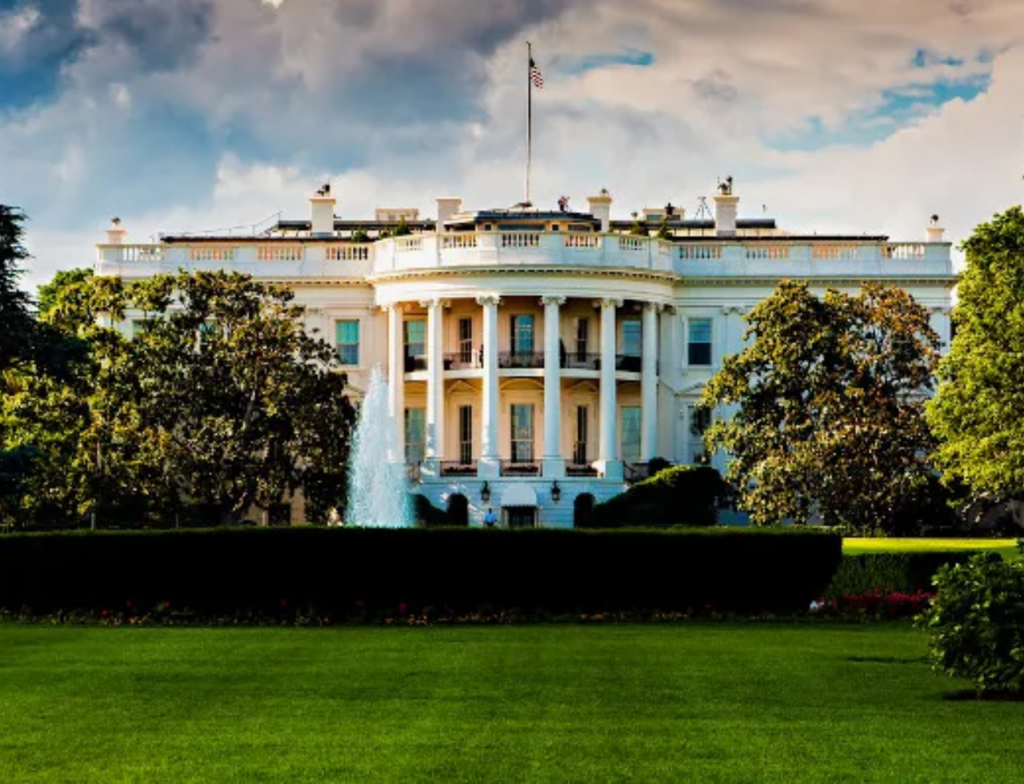 Governo dos EUA registra “aliens.gov” e levanta dúvidas