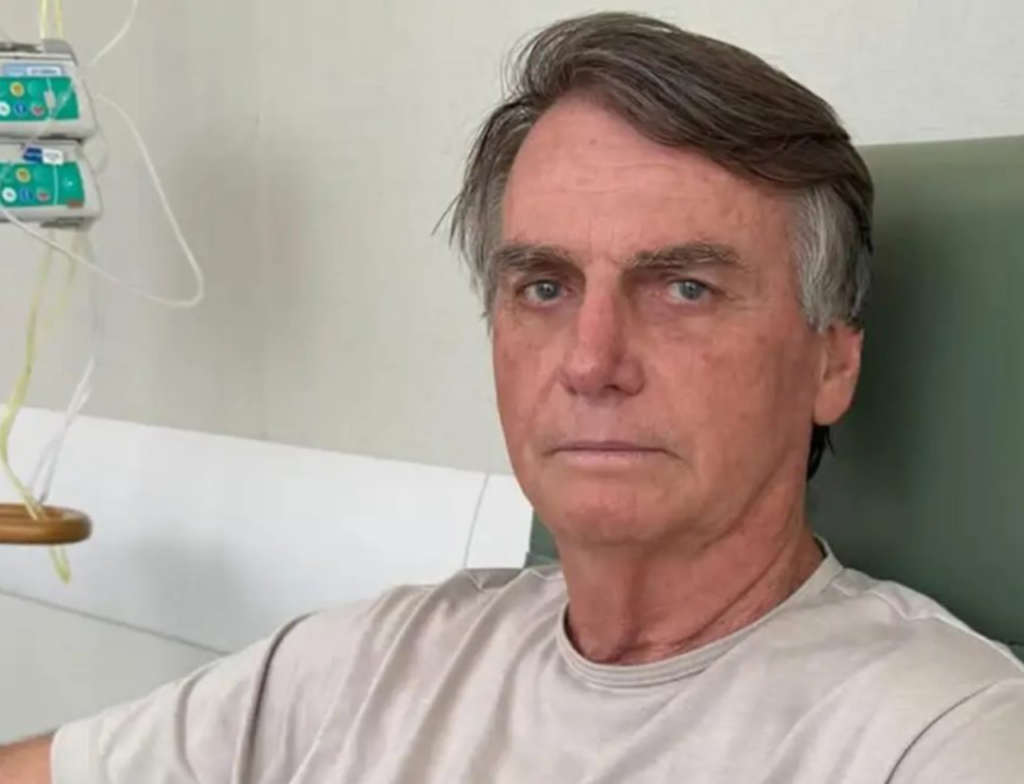 Bolsonaro permanece na UTI em Brasília sem previsão de alta