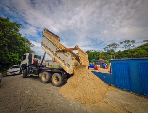 Escolas de Navegantes recebem areia de circuito nacional