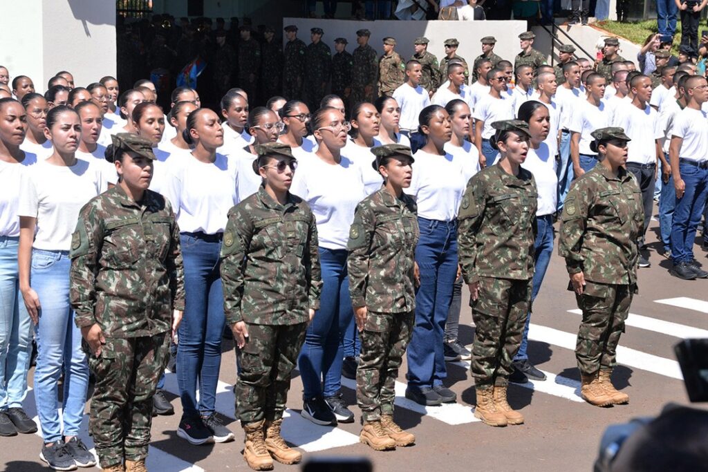 Incorporação de mais de mil mulheres no Exército Brasileiro marca momento histórico nas Forças Armadas
