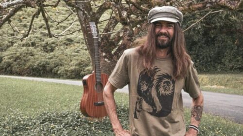 Show de Armandinho provoca interdição de acessos à Guarda do Embaú