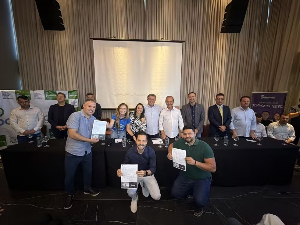 Topázio Neto se filia ao Podemos após deixar o PSD