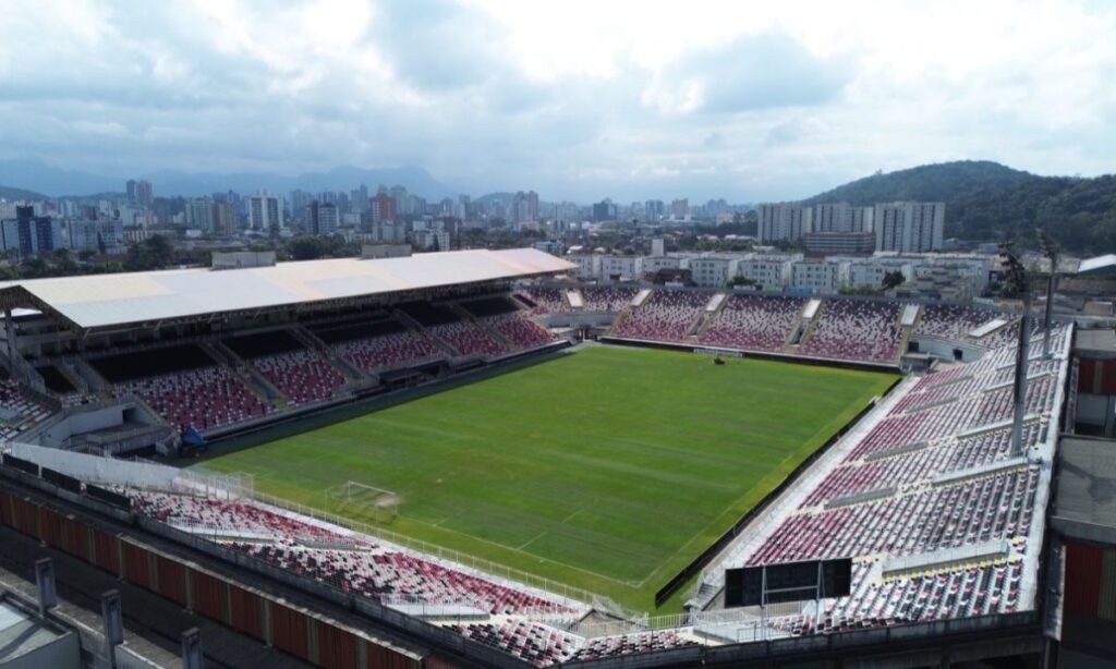 JEC e Prefeitura de Joinville entram em acordo sobre troca para grama sintética na Arena. - Foto: Divulgação