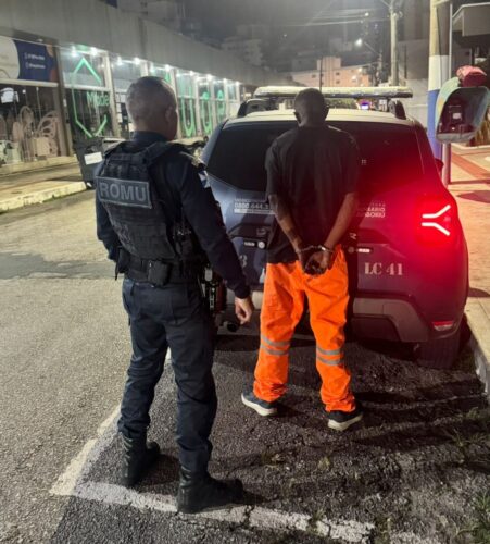 Jovem é preso por suspeita de importunação sexual contra crianças em BC