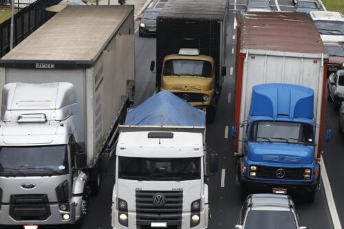 Justiça proíbe bloqueios em rodovias no Litoral Norte catarinense