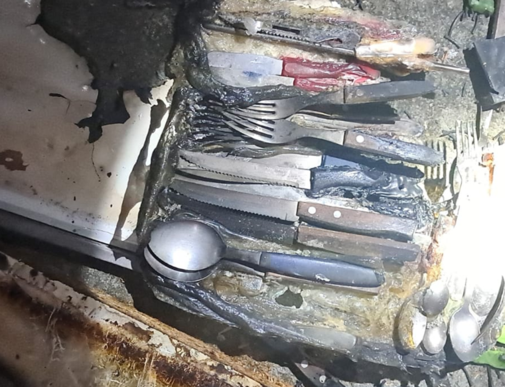 Incêndio em residência no bairro Santa Luzia é controlado por vizinhos em Brusque