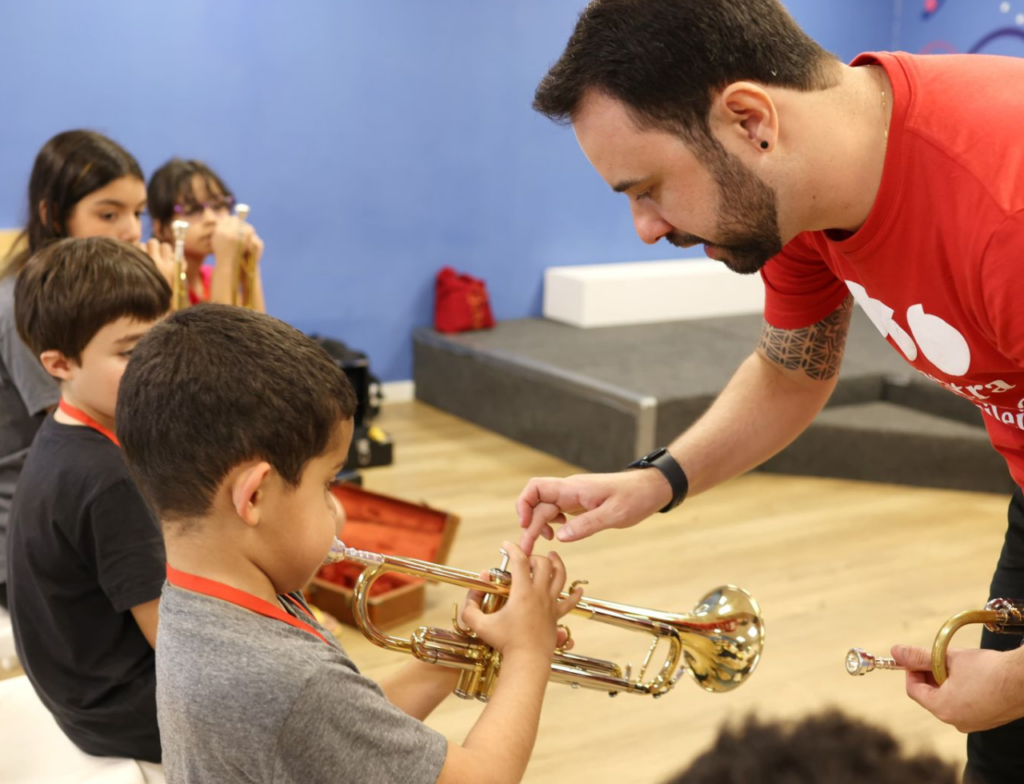 Orquestra Sinfônica Brasileira leva concertos e aulas a Itajaí