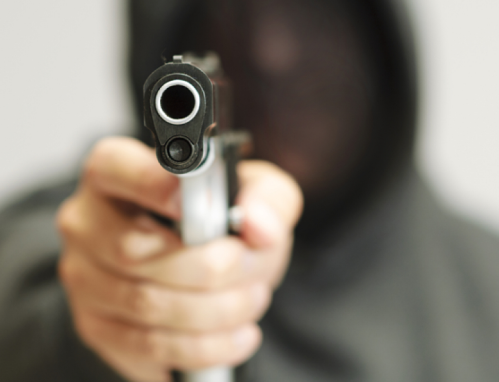 Homem de 63 anos sofre roubo em Criciúma