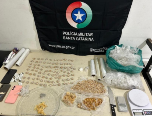 Polícia Militar prende quatro por tráfico de drogas em Sombrio