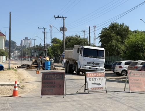 Morro da Fumaça inicia nova etapa de obras de esgoto com interdição na Rua 15 de Novembro