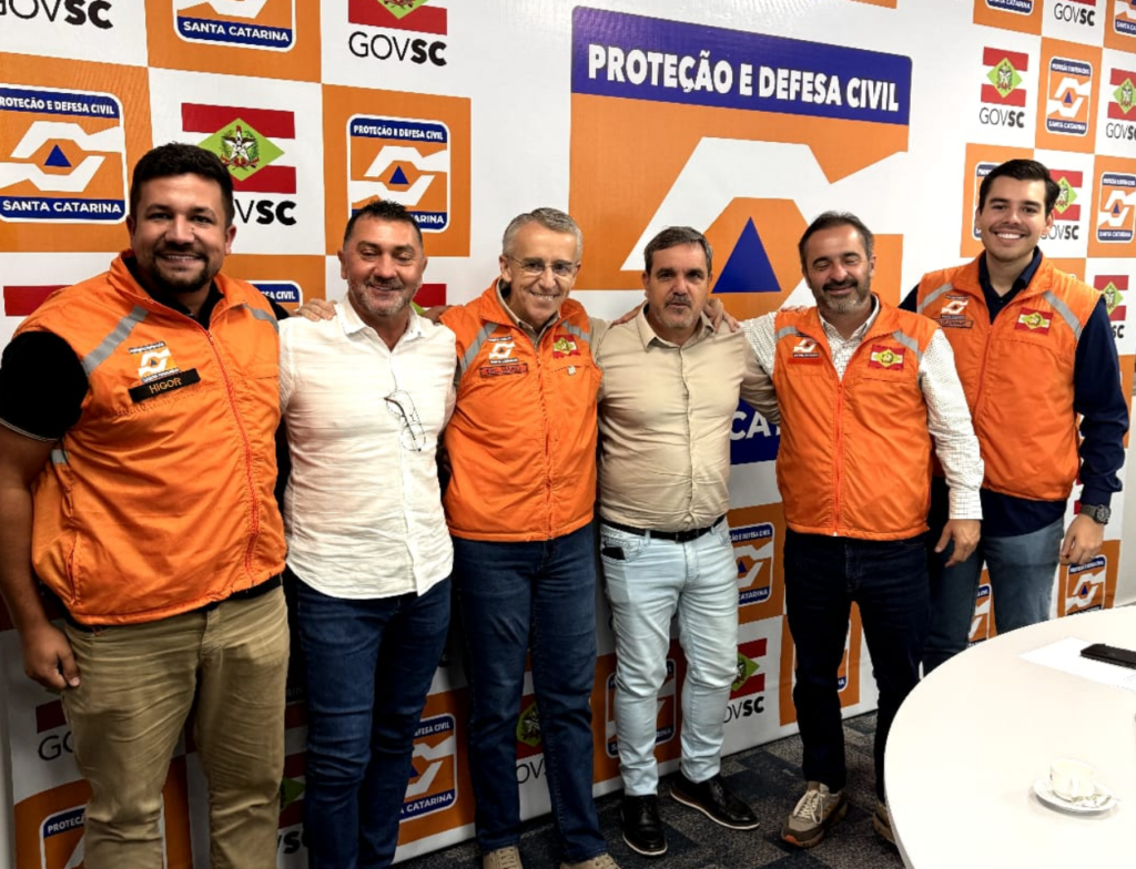 Prefeito garante R$ 800 mil para ponte na Caminhos do Mar