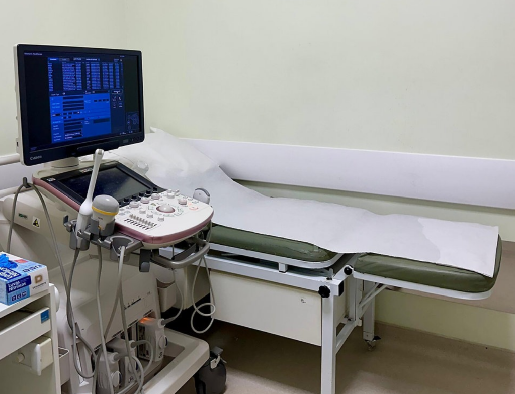 Vereador questiona exames de ultrassom e prefeitura rebate críticas