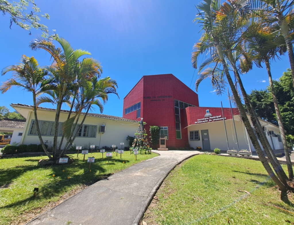 Urussanga abre processo seletivo para profissionais da educação