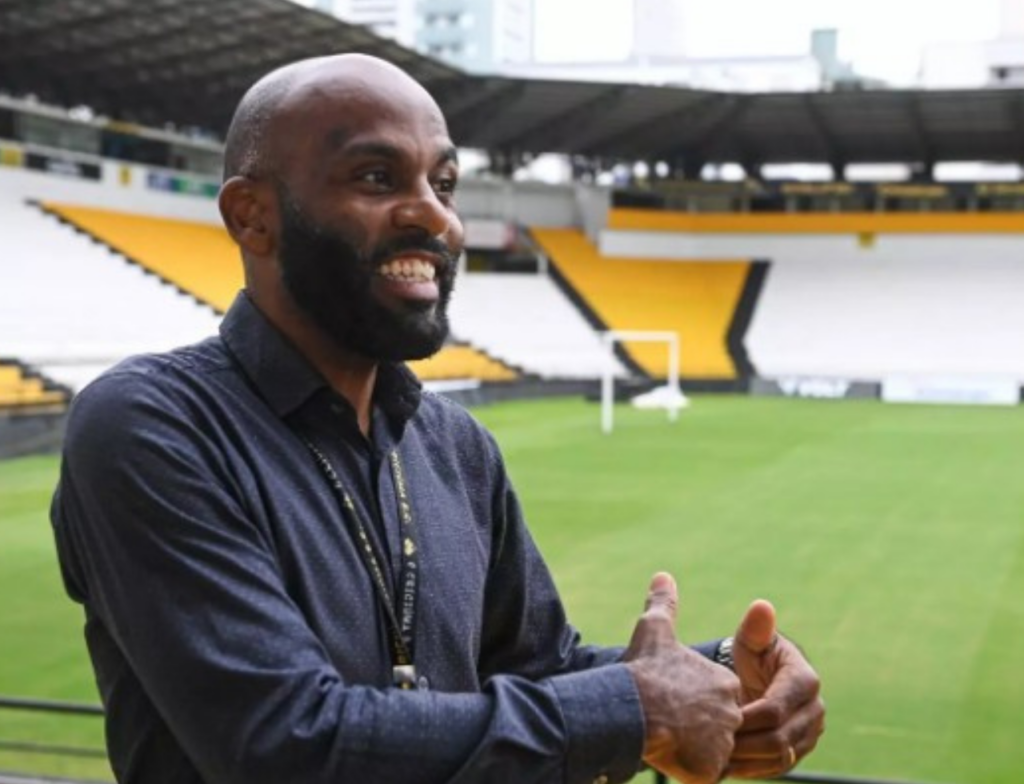 Criciúma alerta sócios sobre biometria facial e prazos para acesso ao estádio