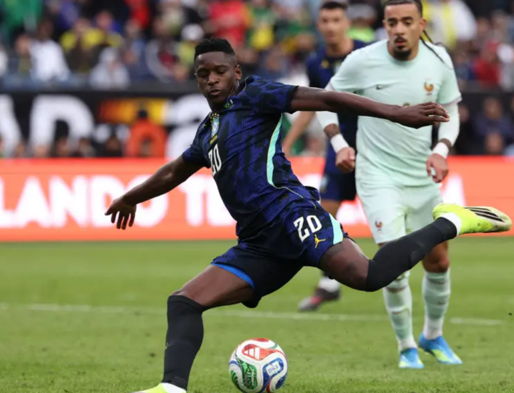 Brasil e Croácia fazem último teste antes do Mundial com regra especial de substituições