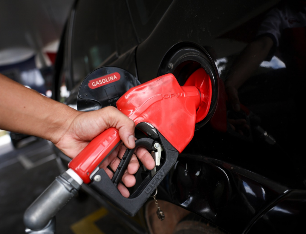 Vereador cobra do Procon dados sobre preço da gasolina em Criciúma