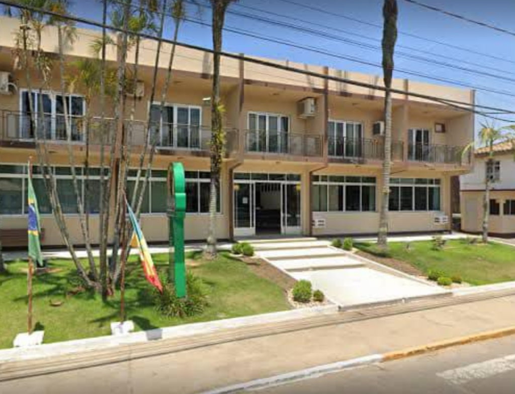 Vereador critica compra de prédio pela prefeitura de Maracajá