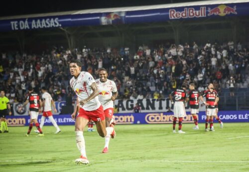 RB Bragantino atropela Flamengo pelo Brasileirão