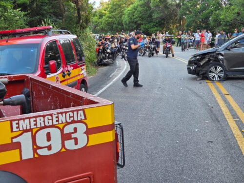Acidente entre moto e carro deixa mulher morta em Florianópolis