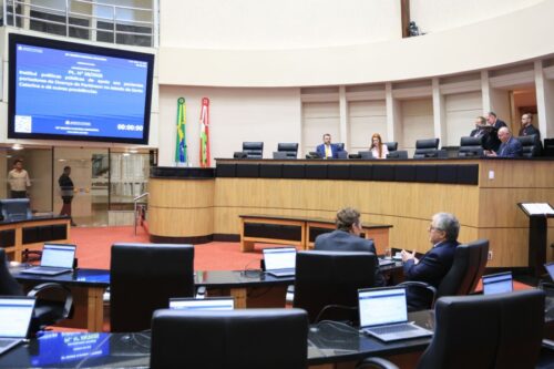 Alesc aprova benefícios para pessoas com Parkinson em SC