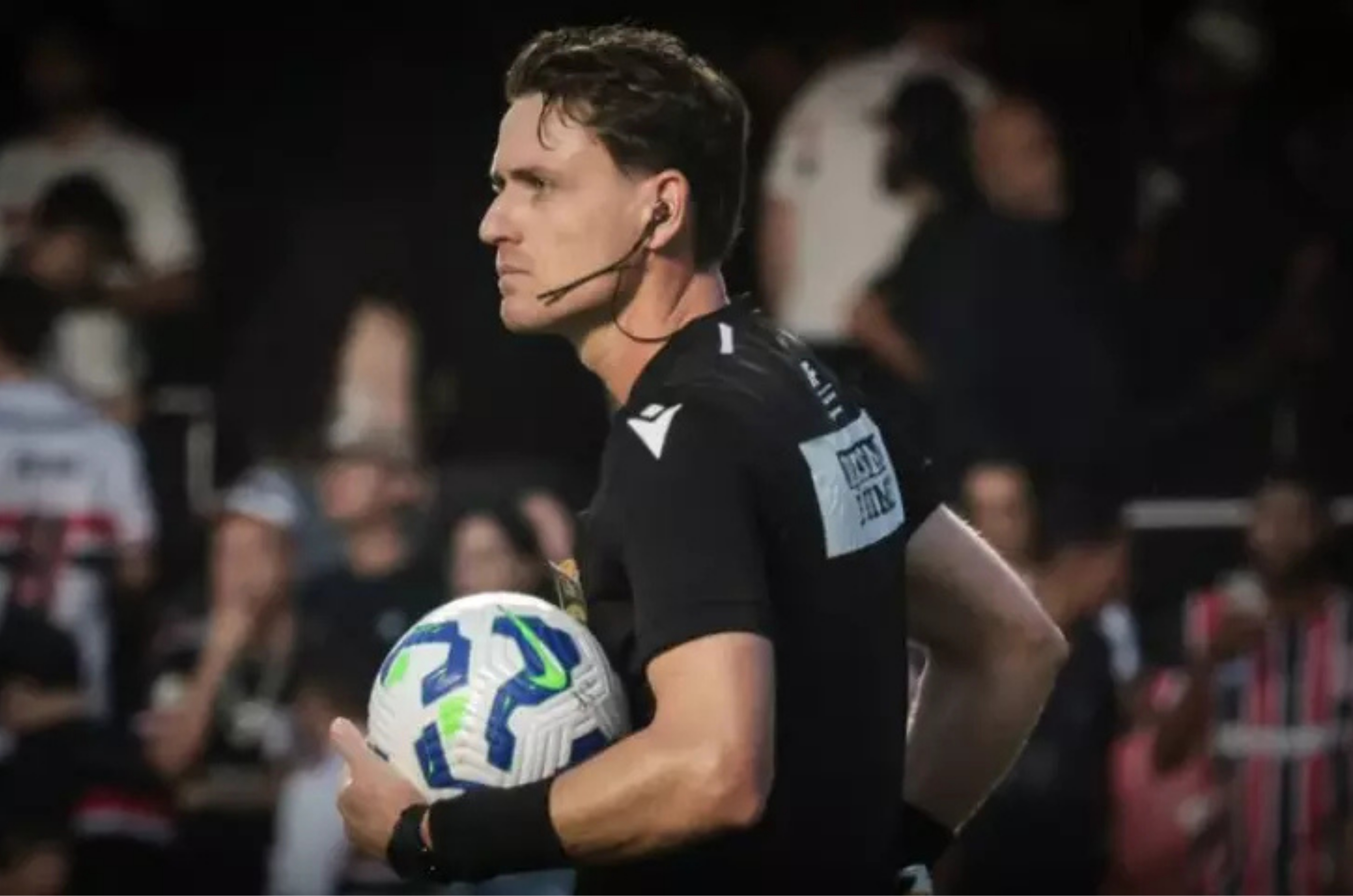 Árbitro de Santa Catarina vai apitar na Copa do Mundo 2026