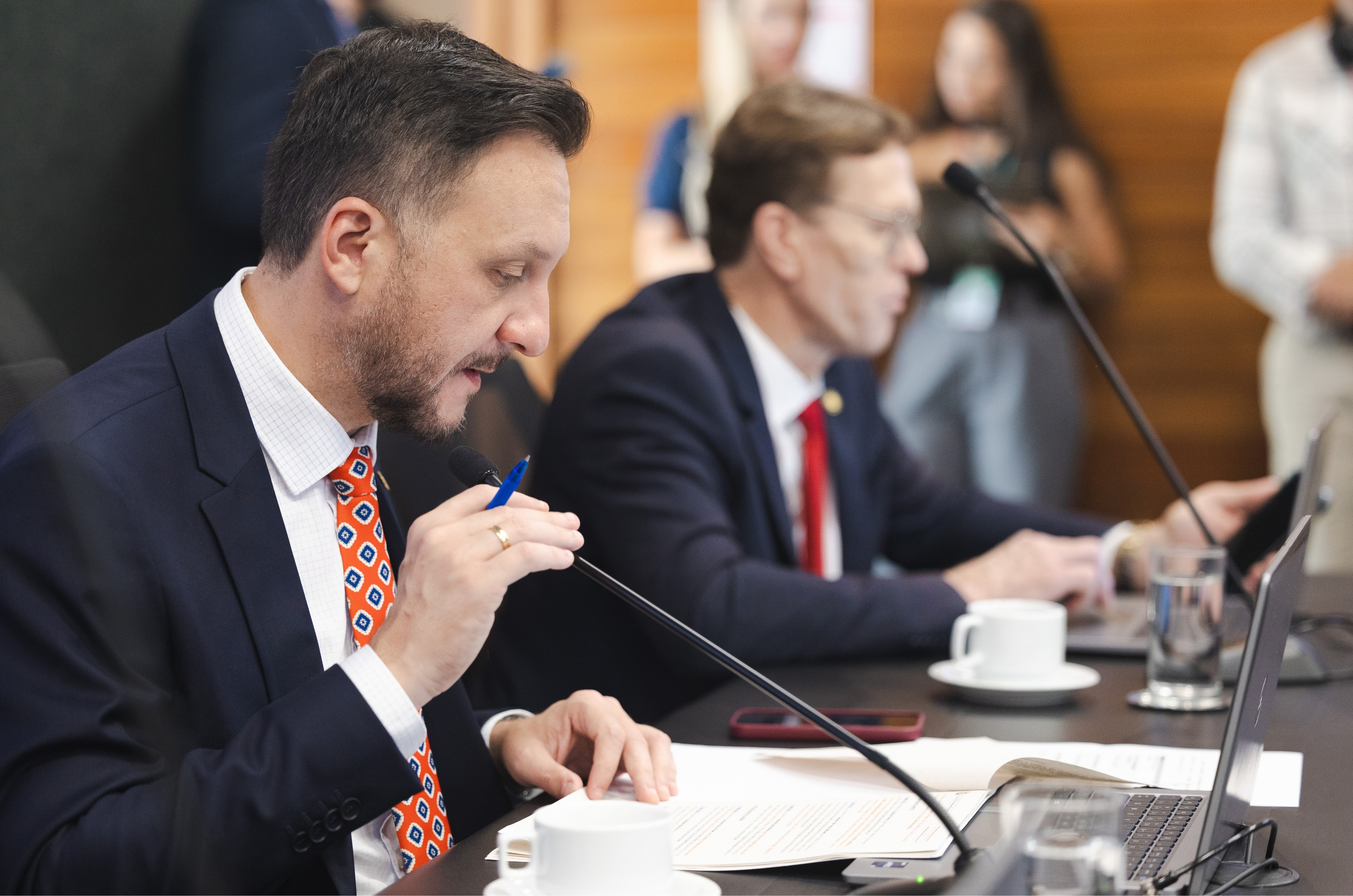 CCJ aprova redução de imposto sobre armas em Santa Catarina e projeto avança