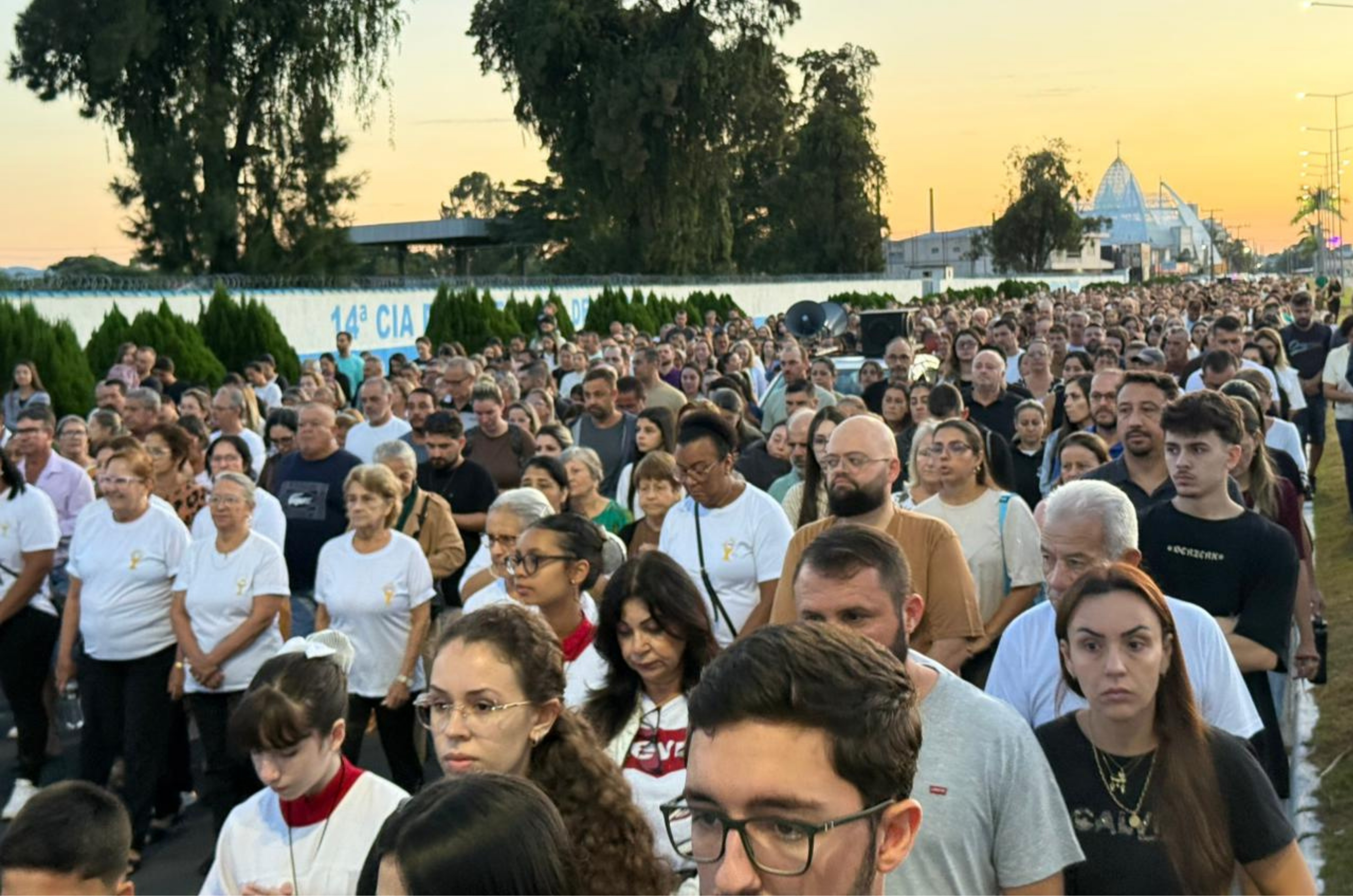 Caminhada penitencial reúne mais de 2 mil fiéis em Tubarão