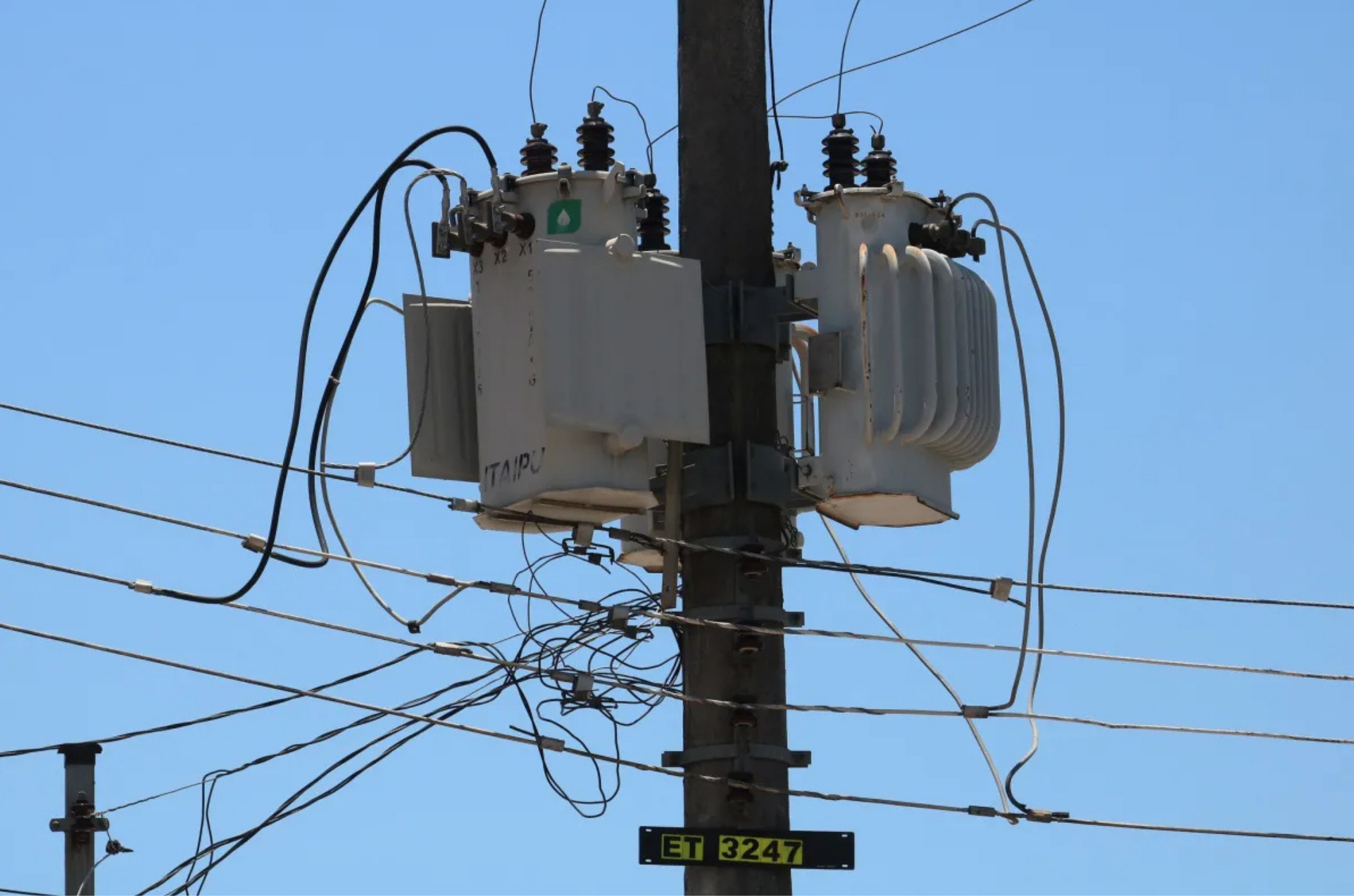 Conta de luz dispara e pode subir até 20%