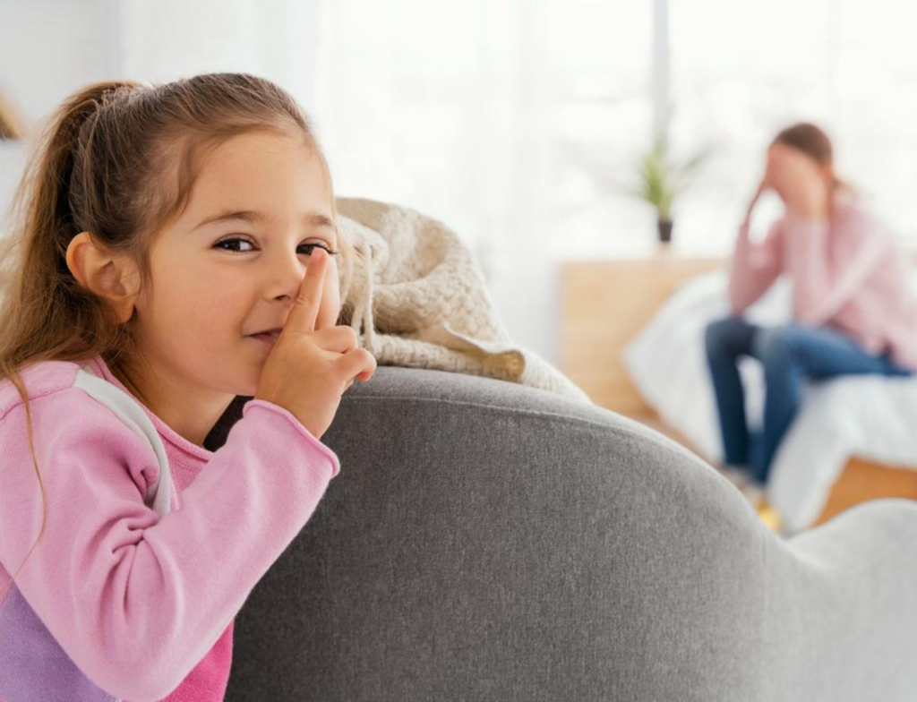 Mentira infantil pode indicar alerta emocional, diz psicólogo