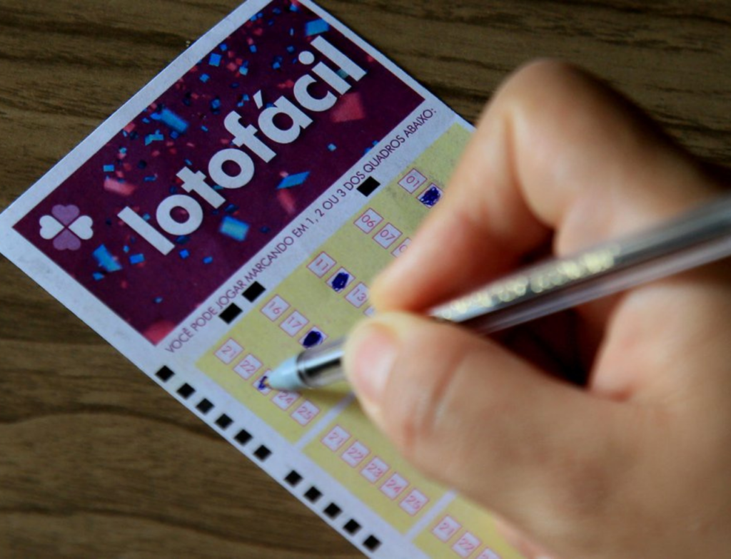 Lotofácil 3651: três apostas dividem prêmio de R$ 516 mil
