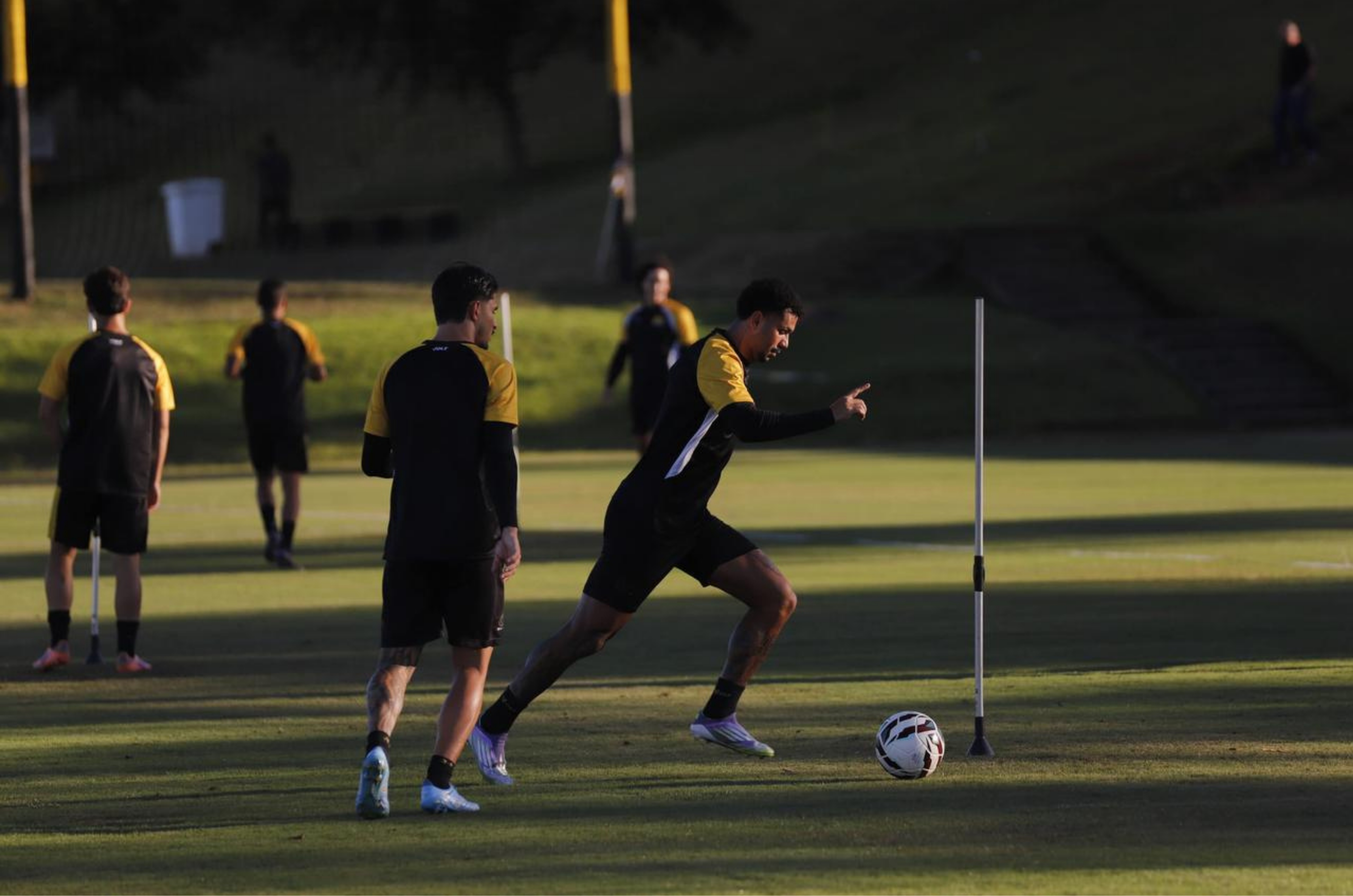 Criciúma intensifica preparação para encarar o Botafogo-SP