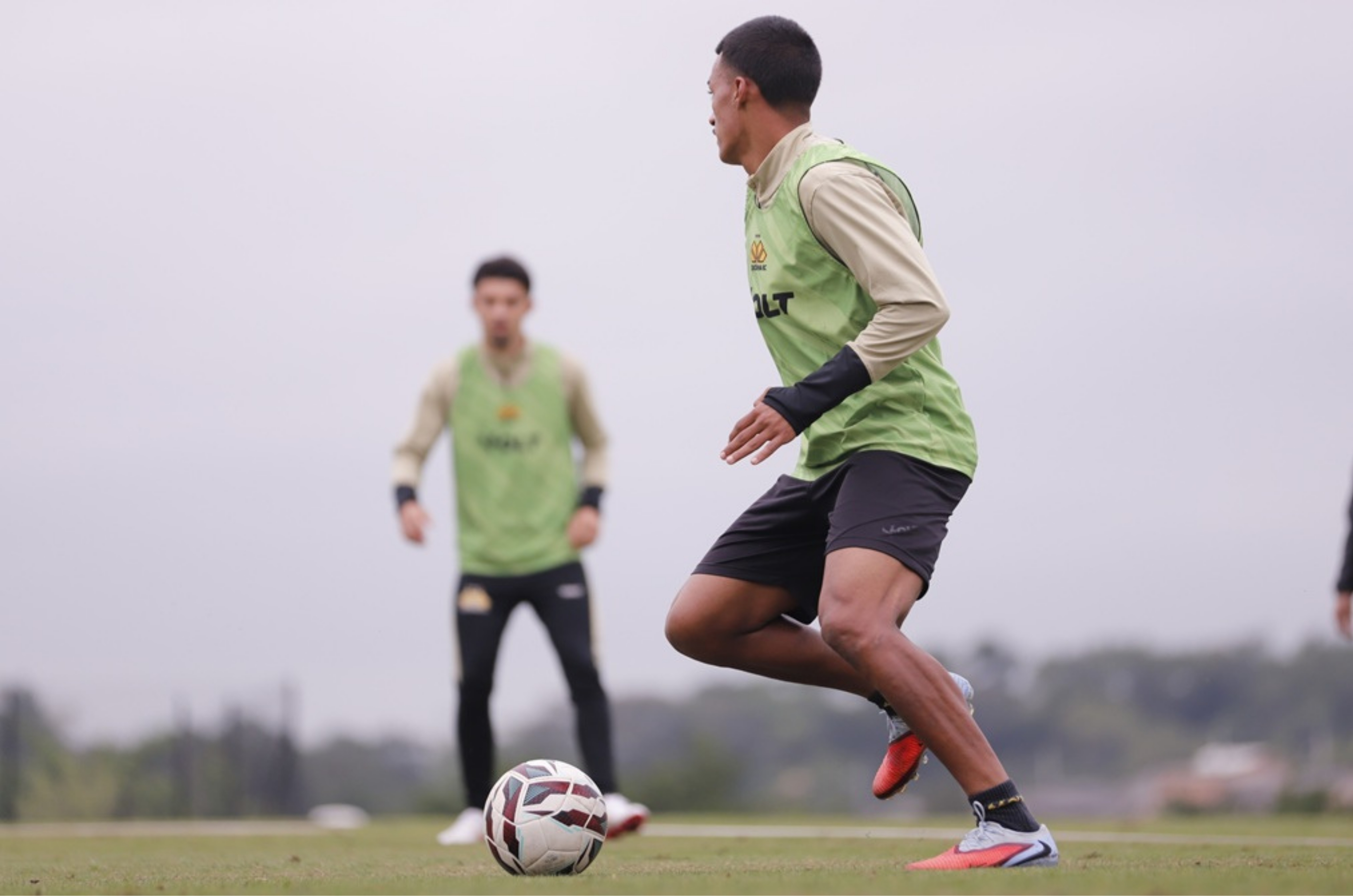 Criciúma intensifica treinos e mira vitória fora de casa