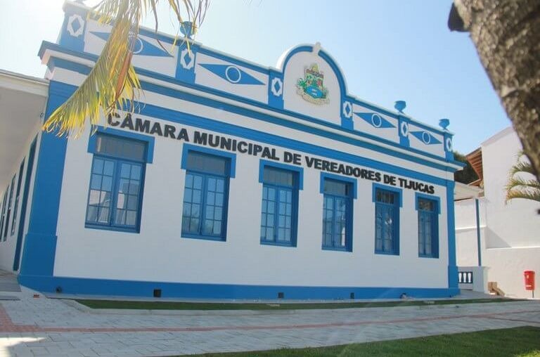 Discussão entre vereadores suspende sessão em Tijucas