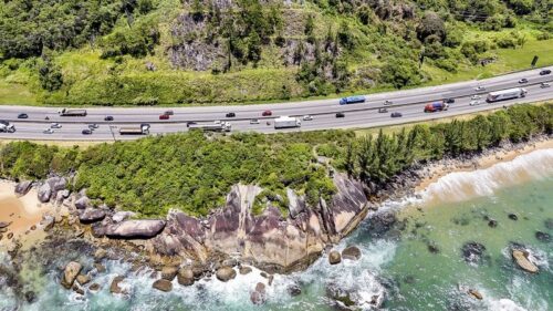 Feriado deve levar 868 mil veículos às rodovias de Santa Catarina