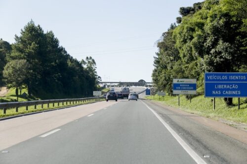 Feriado nas rodovias registra 122 acidentes e 3 mortes