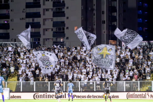 Figueirense busca primeira vitória em casa na Série C