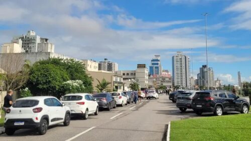 Motoristas de app protestam contra projeto de lei em Florianópolis