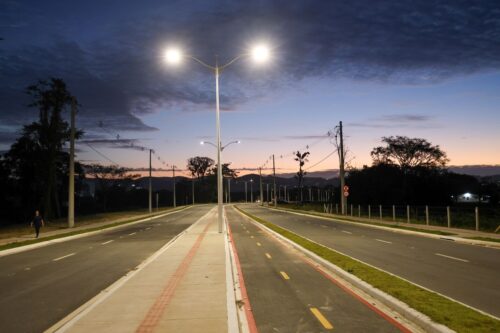Nova avenida é inaugurada em Palhoça e promete mudar trânsito