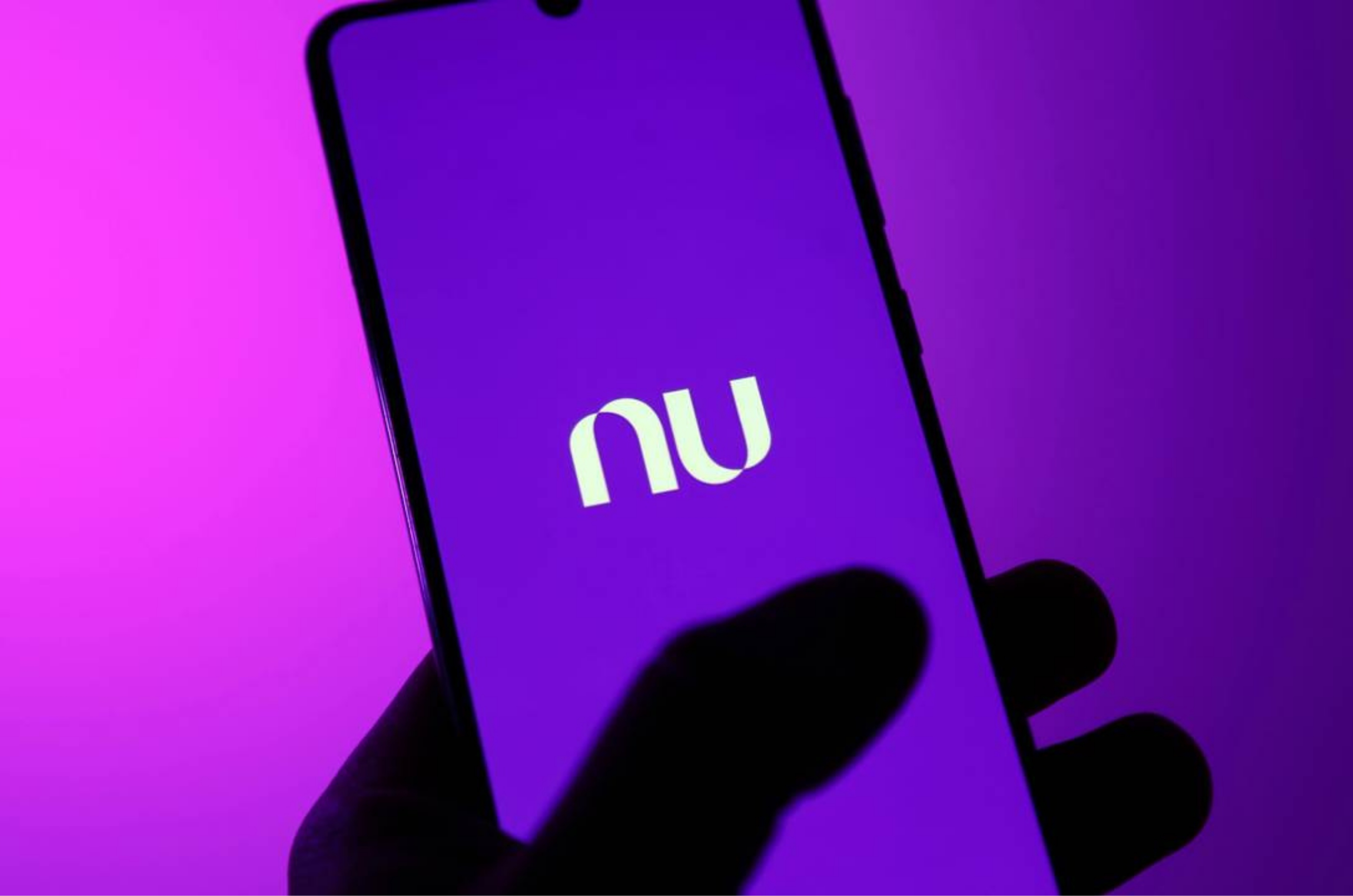 Nubank fora do ar hoje? App apresenta falhas e revolta usuários