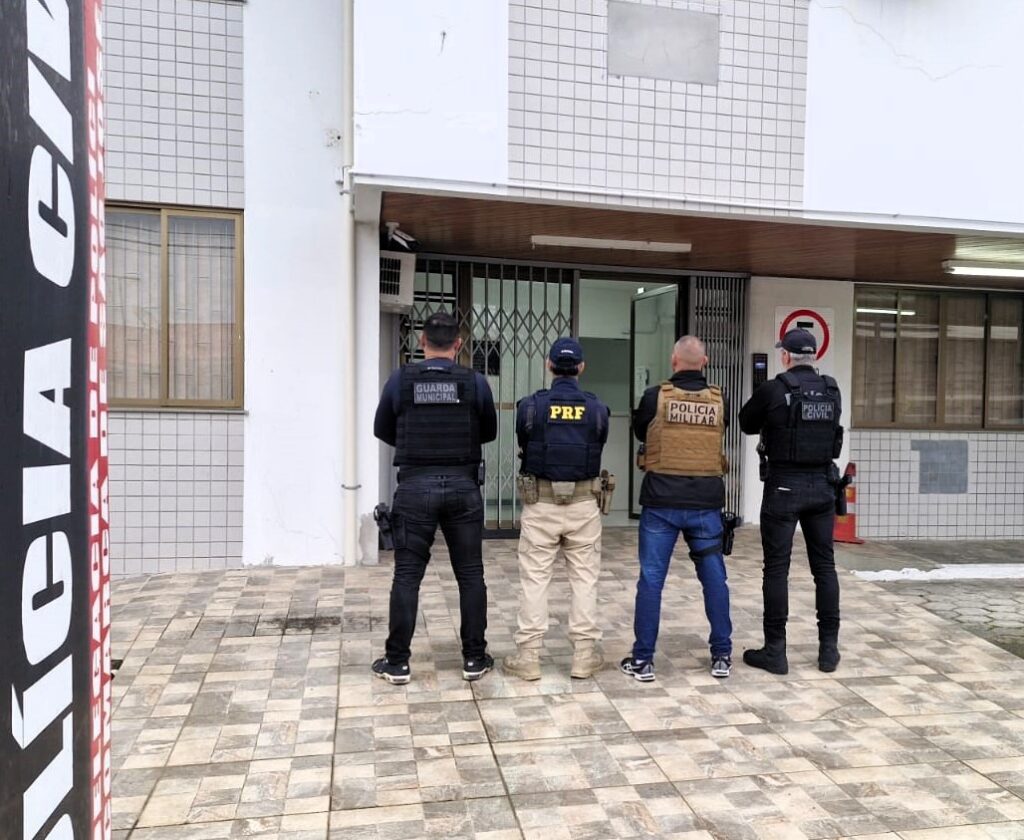 Operação contra rachas apreende motos e expõe esquema na Grande Florianópolis