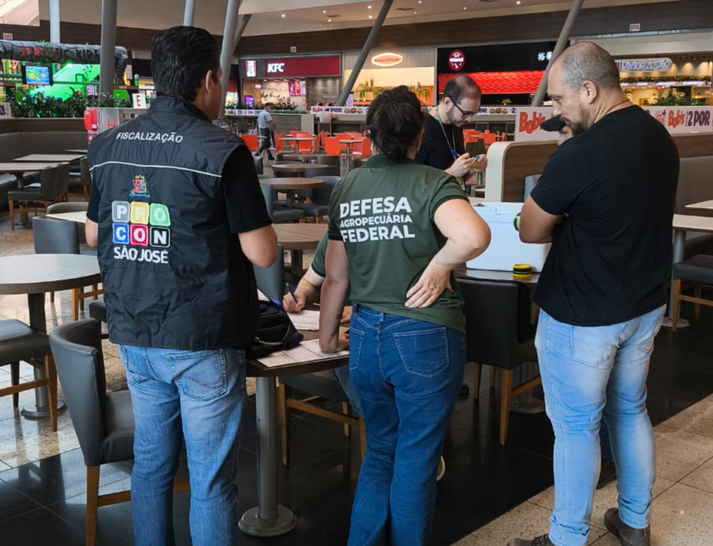 Operação fiscaliza azeite em restaurantes de São José