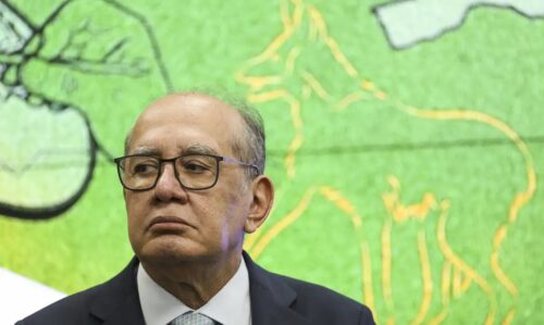 Oposição protocola impeachment contra Gilmar Mendes e Gonet
