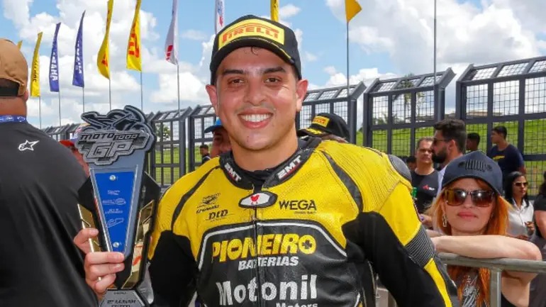 Piloto morre após grave acidente em campeonato na Grande Florianópolis