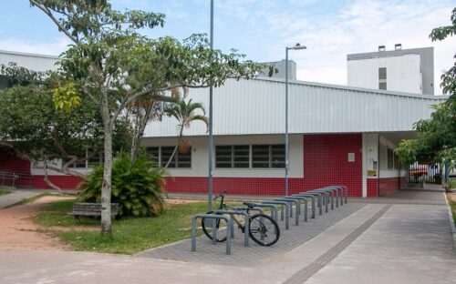 Problema estrutural fecha RU da UFSC e afeta centenas
