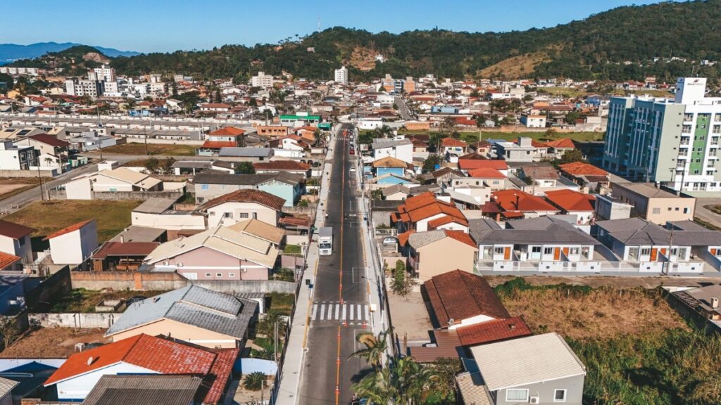 Produção de hortaliças impulsiona economia de cidade da Grande Florianópolis