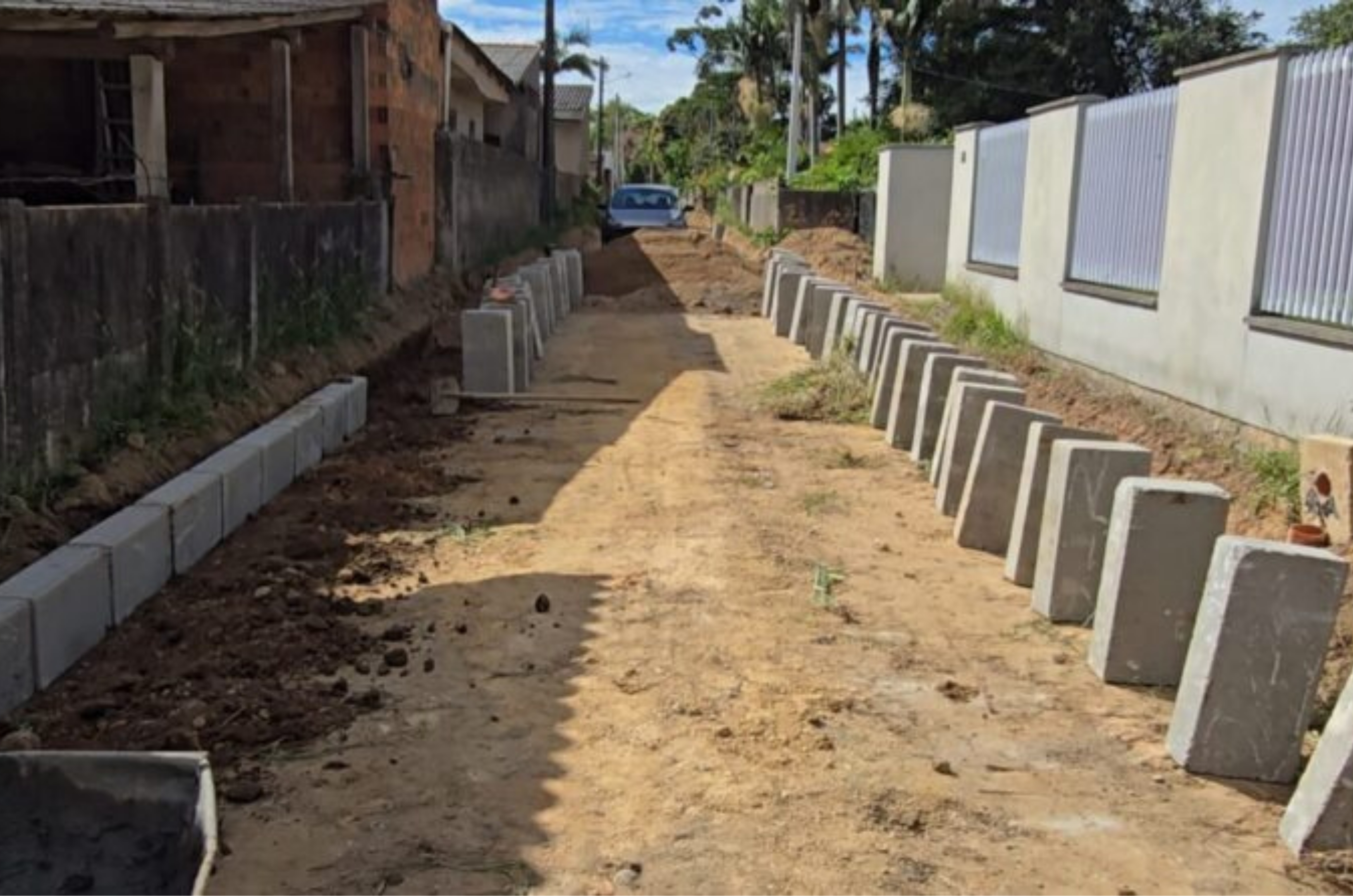 Rua entra em nova fase e pavimentação avança em Tubarão