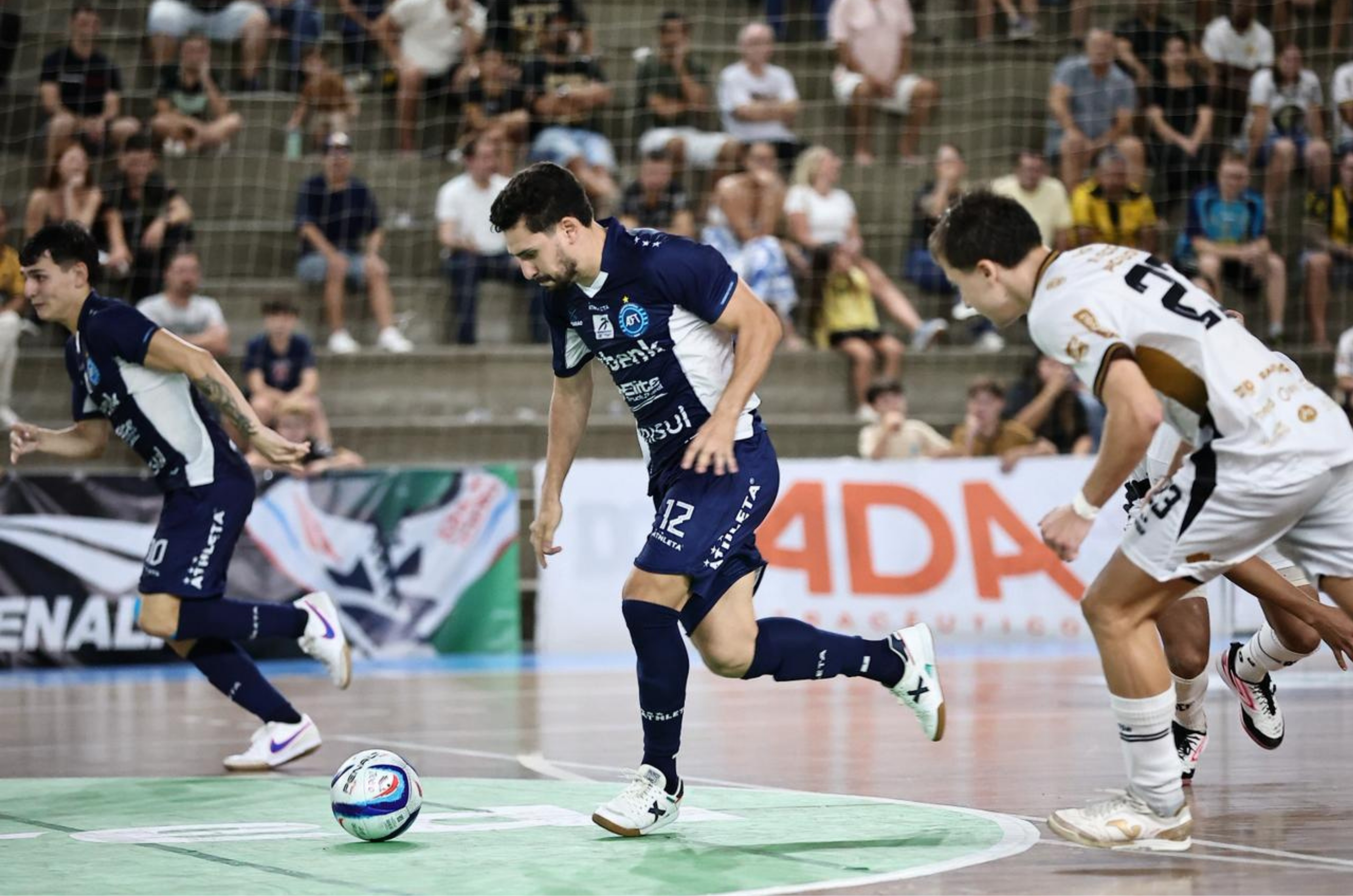 Tubarão Futsal encara sequência decisiva com jogo fora hoje