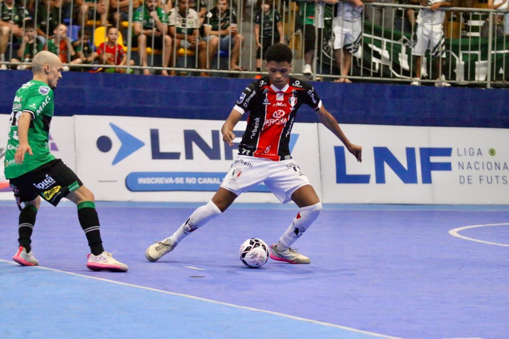 Joinville goleia Marreco e assume liderança da Liga Nacional de Futsal 2026